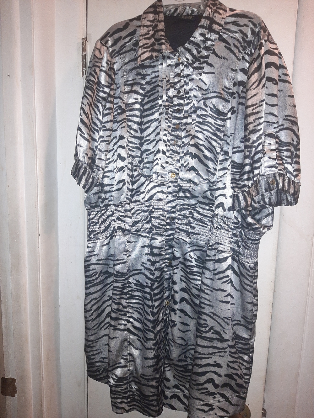 Coogi Black and Silver Zebra Print Dress Ladies